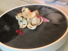 兰州九年百合-富淳饭店(陆家嘴保利广场店)