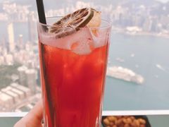 -OZONE 顶楼酒吧(香港丽思卡尔顿酒店)