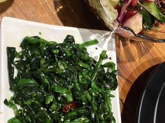 万年青-聚点串吧·北京烧烤(赵登禹路店)