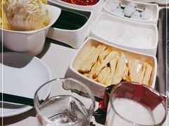 -海底捞火锅(杭州庆春路夜宵主题店)