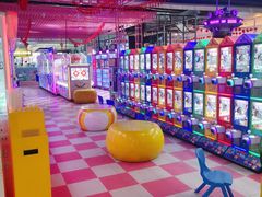 -鸿通城购物中心