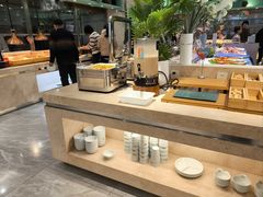 -绿岛港轩海鲜烤肉涮锅自助餐厅