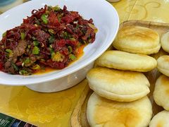 焉耆滚刀肉辣皮子夹馍-新疆巴州金丝特餐厅(大钟寺店)