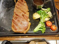 -必胜客(仲盛商城王安宇主题店)