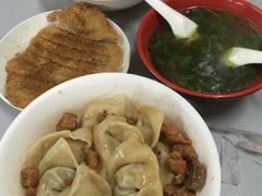 -潘国仙耳光馄饨(黄家阙路店)