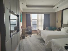 -华海酒店(茂名高铁站店)