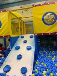 -莫莉幻想儿童乐园(广州番禺永旺店)