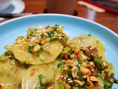 -有红鸡毛店·川菜(建设路店)