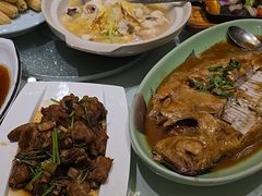 -海派美食·家宴海鲜青岛菜·石锅鲽鱼头(东方城店)