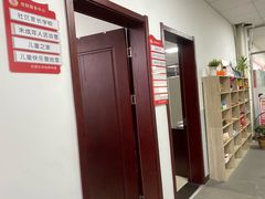 -华莱士·全鸡汉堡(五爱道店)