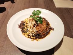 -港丽餐厅(来福士店)
