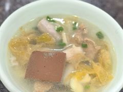 -卢六川汤肉(南方花园店)