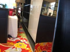 -喜鹊愉家酒店(郑州曼哈顿博览中心地铁站店)