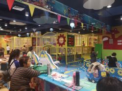 -孩子王(巴南万达广场店)