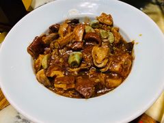腊八蒜烧肥肠-那家小馆•北京菜•烤鸭(香山店)