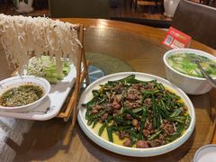 -盐帮食坊•小河帮川菜(四川师大店)