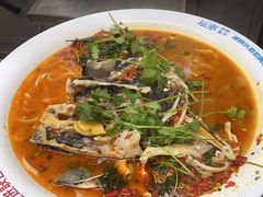 -坛宗剁椒鱼头(河西王府井店)