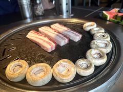 -伍丁·烤牛肋(和平东桥店)