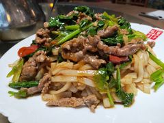 牛肉炒粿条-百年银屏蚝烙·潮汕菜·非遗(乐山店)