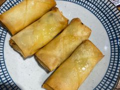 雪菜黄鱼春卷-南小蟹手工點心(三里屯店)