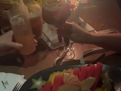 -FOUR PLAY BAR
