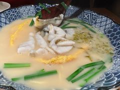 -荣家黄鱼面(南京西路店)