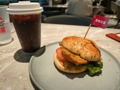 -必胜客(骡马市店)