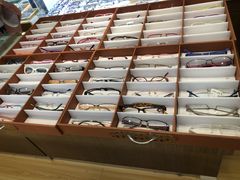 -广州宝岛眼镜武汉和光眼镜市场西区店