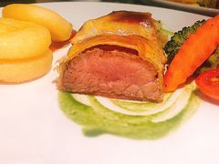 惠灵顿牛扒-百纳·维萨吧西餐厅(百纳瑞汀酒店)