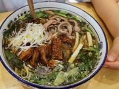 -镇南锅盖面馆(解放路店)