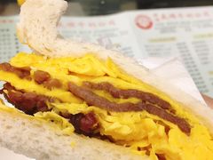 牛肉鸡蛋三文治-义顺牛奶公司(庇利金街店)