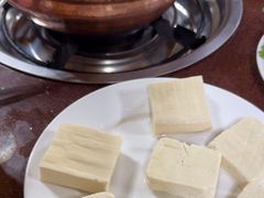 -银同牦牛肉火锅