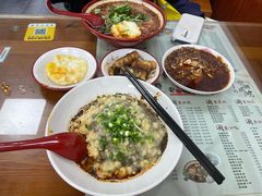 -杨大叔爱面子·四川小吃(岗头店)
