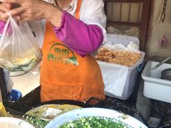 -正宗杂粮煎饼香软鸡蛋饼