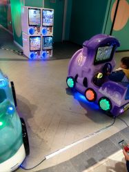 -袋鼠王蹦床公园(中信泰富万达广场嘉定新城店)