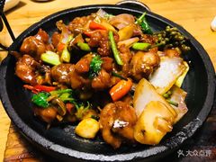 -徽湘园和马路串串火锅