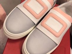 -塞拉瓦莱名品奥特莱斯