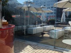 -UNI UNI(环亚凯瑟琳店)