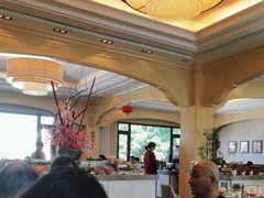 -鲤鱼洲酒店港鲤咖啡厅