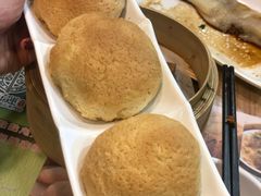 酥皮焗叉烧包-添好运点心专门店(深水埗店)
