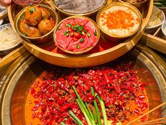 -周小明火锅(黑金冠社区店)