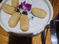 -快活林酸汤鱼鲜品火锅店(甲秀楼店)