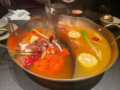 花雕鸡鸳鸯锅-色響火锅(恒隆广场店)