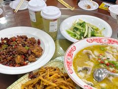 -椒香川流不息川菜馆(二七北路店)