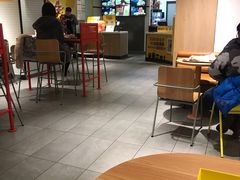 大堂-麦当劳(融创茂店)