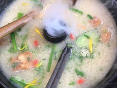 -飞虎过桥米线(翠湖店)