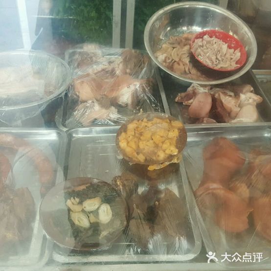 大众川菜馆(旺达中街店)