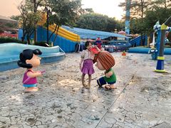 -史努比缤纷世界