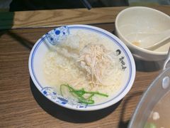 -肖四女乐山跷脚牛肉(南汇大学城生活广场店)