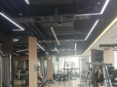 -威克健身游泳(万菱汇店)